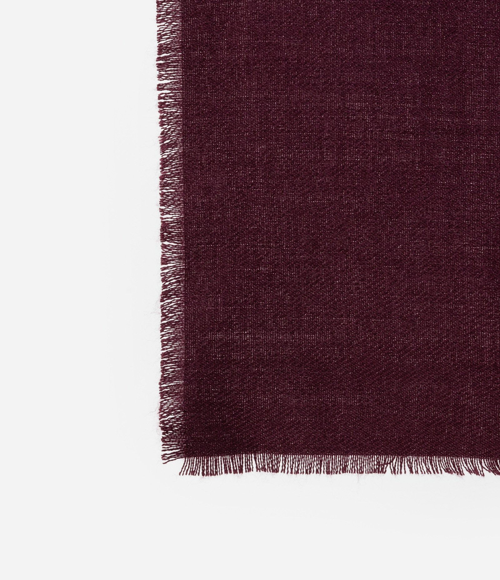 Cachecol Básico em Flanela com Barra Desfiada 2