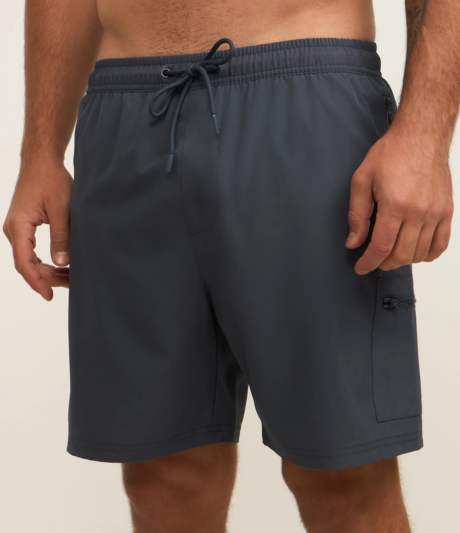 Bermuda Esportivo com Cós Elástico e Cordão Azul Acinzentado 2