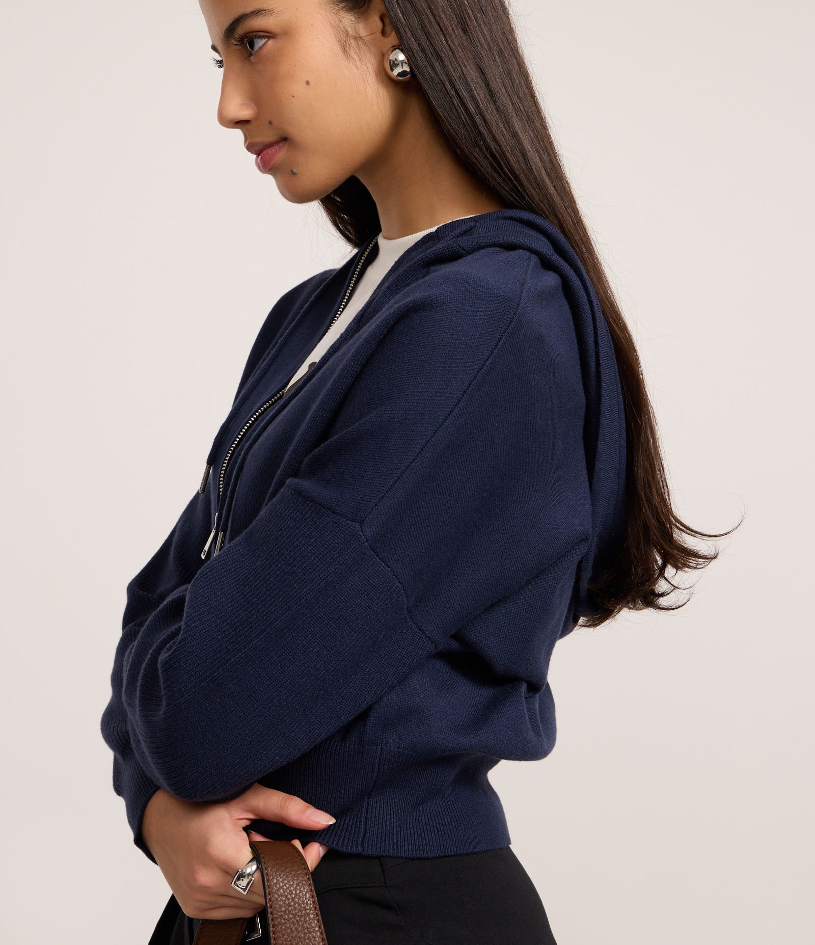 Jaqueta Curta em Tricô com Capuz Azul 3