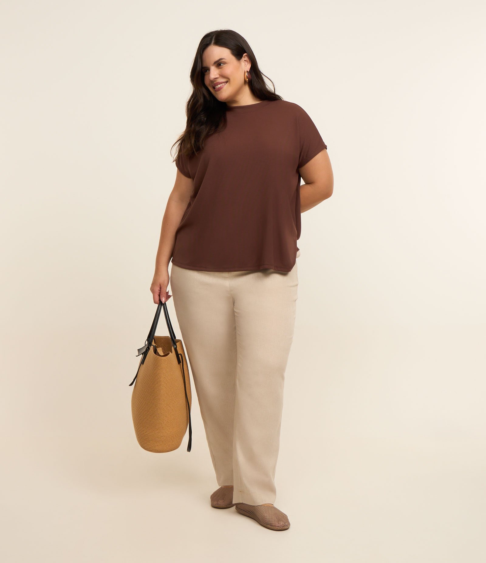 Blusa Básica em Ribana sem Cava Curve & Plus Size Marrom Café 2