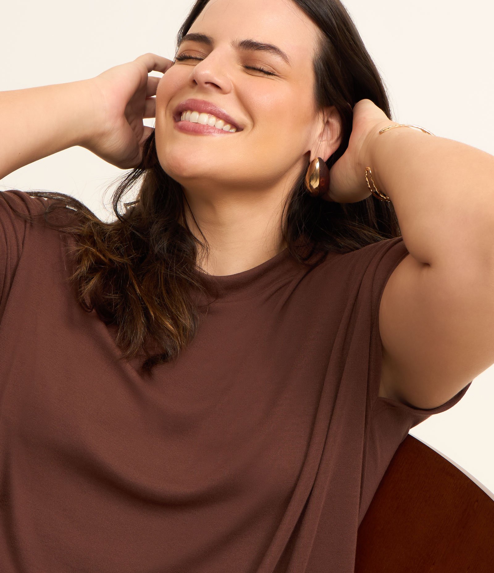 Blusa Básica em Ribana sem Cava Curve & Plus Size Marrom Café 3
