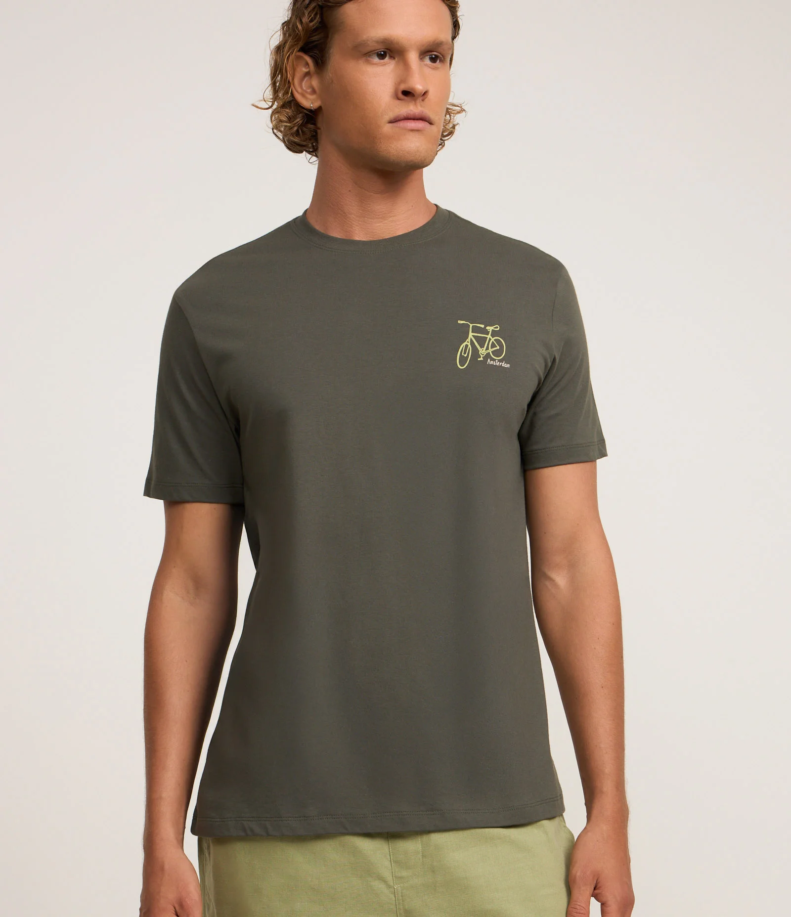 Camiseta Comfort em Algodão com Estampa de Bike Cinza 1