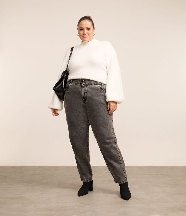 Suéter em Tricô com Pelinhos e Gola Alta Curve & Plus Size