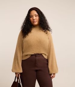 Suéter em Tricô com Pelinhos e Gola Alta Curve & Plus Size