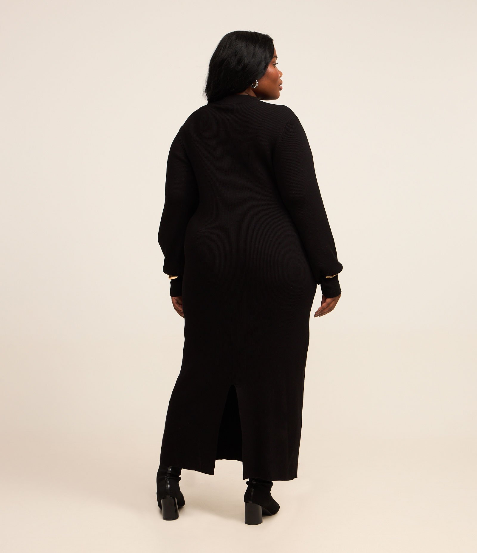 Vestido Midi em Tricô com Gola Alta Curve & Plus Size Preto 5