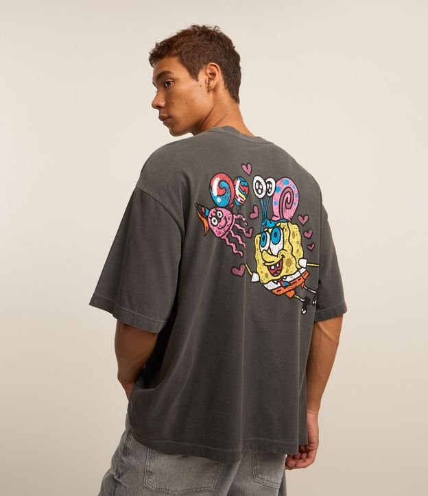 Camiseta Boxy em Algodão com Estampa Bob Esponja
