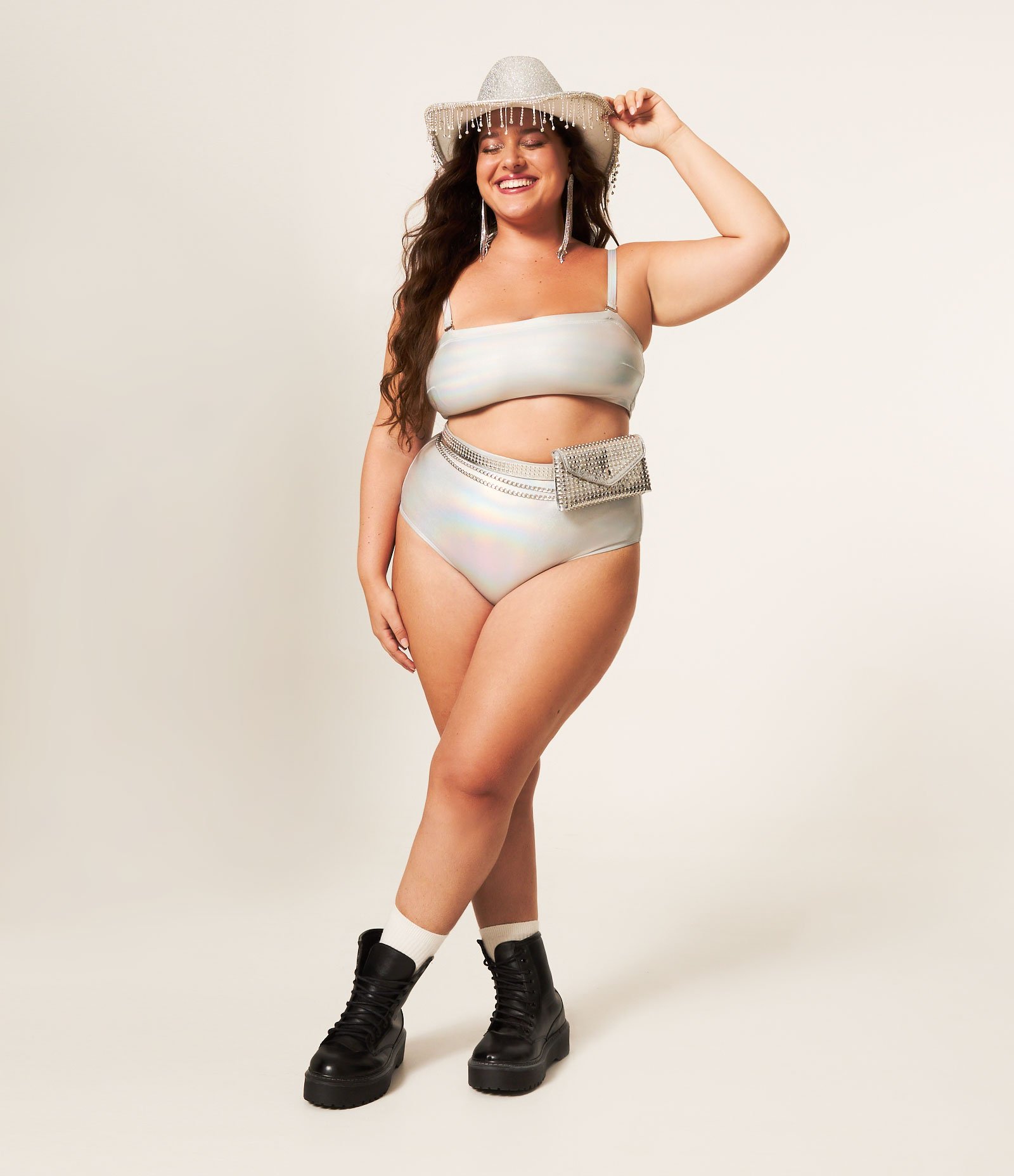 Biquíni Calcinha Hot Pants Holográfico Curve & Plus Size Prata 3