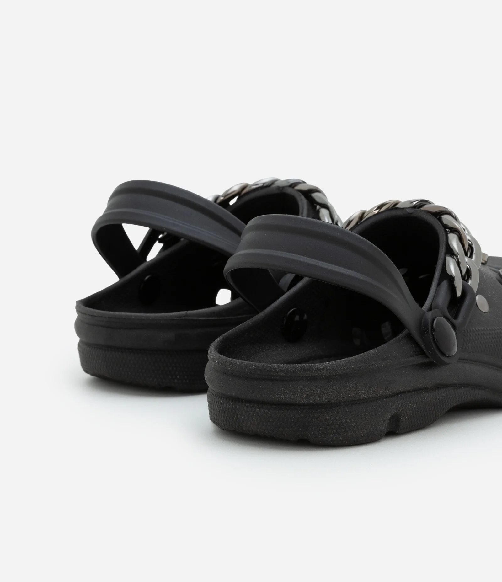 Sandália Babuche Infantil com Corrente e Patchs Aplicados - Tam 28 a 35 Preto 2