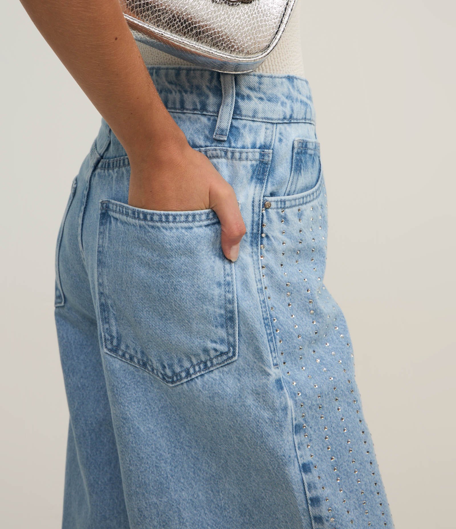 Calça Wide Leg em Jeans com Listras de Brilhos Azul 5