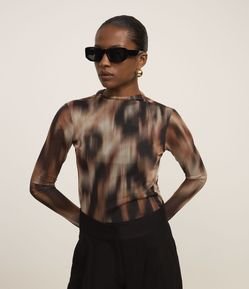 Blusa em Tule com Gola Alta e Estampa Machas Degradê
