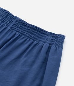 Calça Wide Leg em Crepe com Pregas Curve & Plus Size