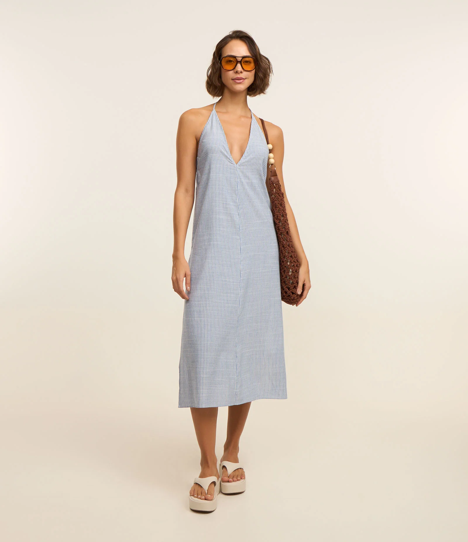 Saída de Praia Vestido Cavado em Viscose com Fenda Lateral Azul 1