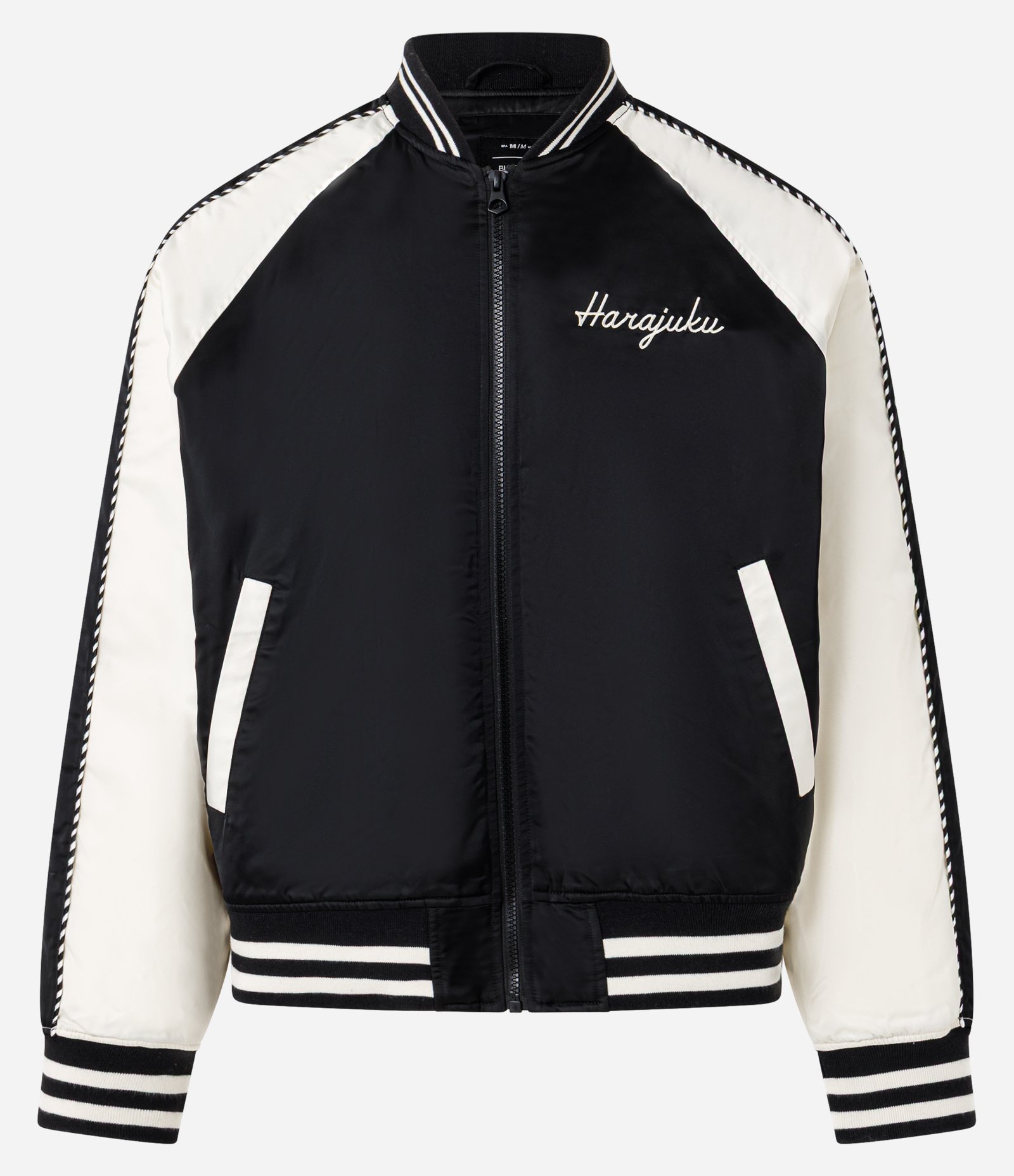 Jaqueta Boxy com Detalhes Contrastantes e Bordados de Carpas Orientais Preto/Branco 7