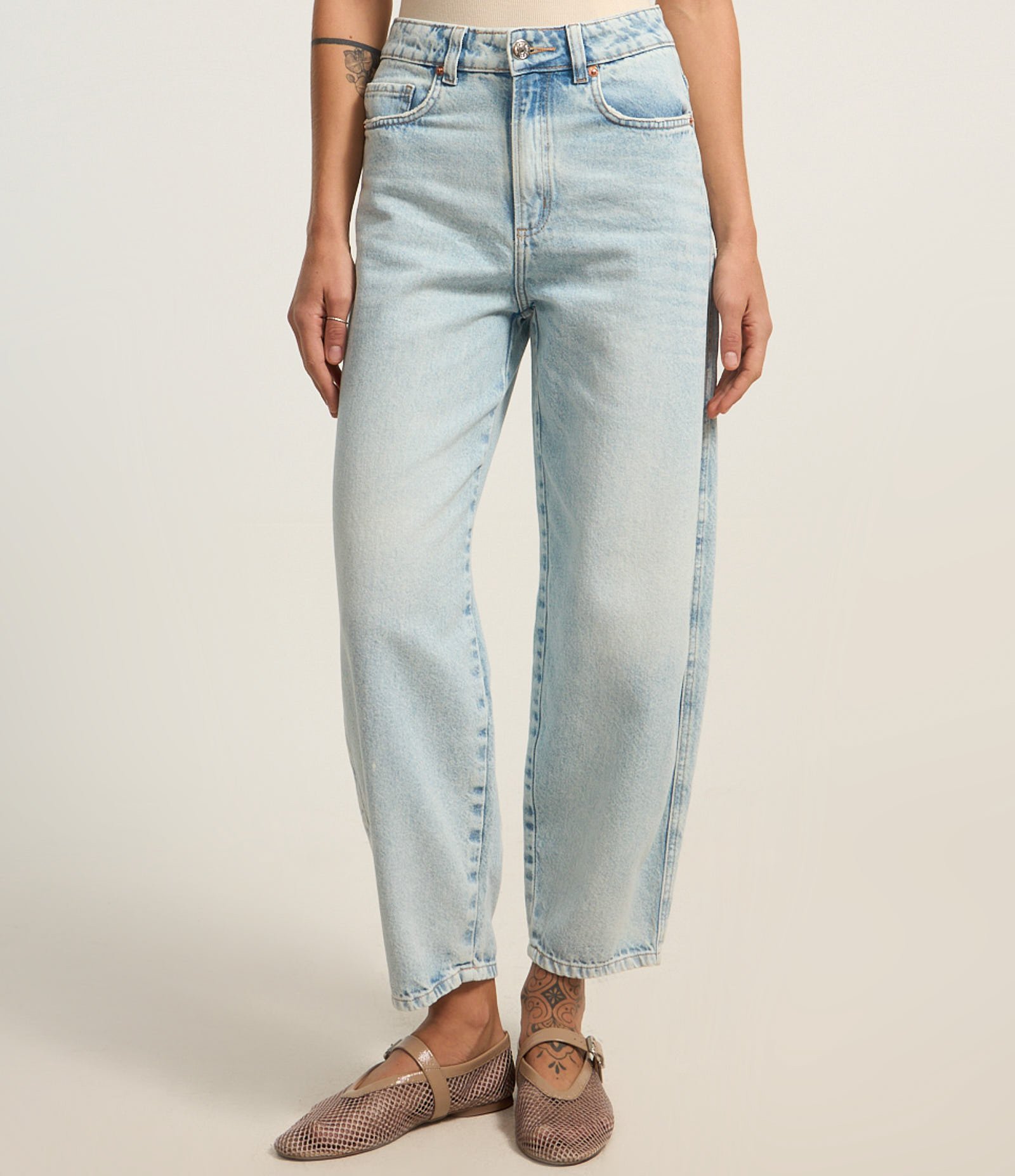 Calça Baggy em Jeans com Lateral Deslocada Azul 3