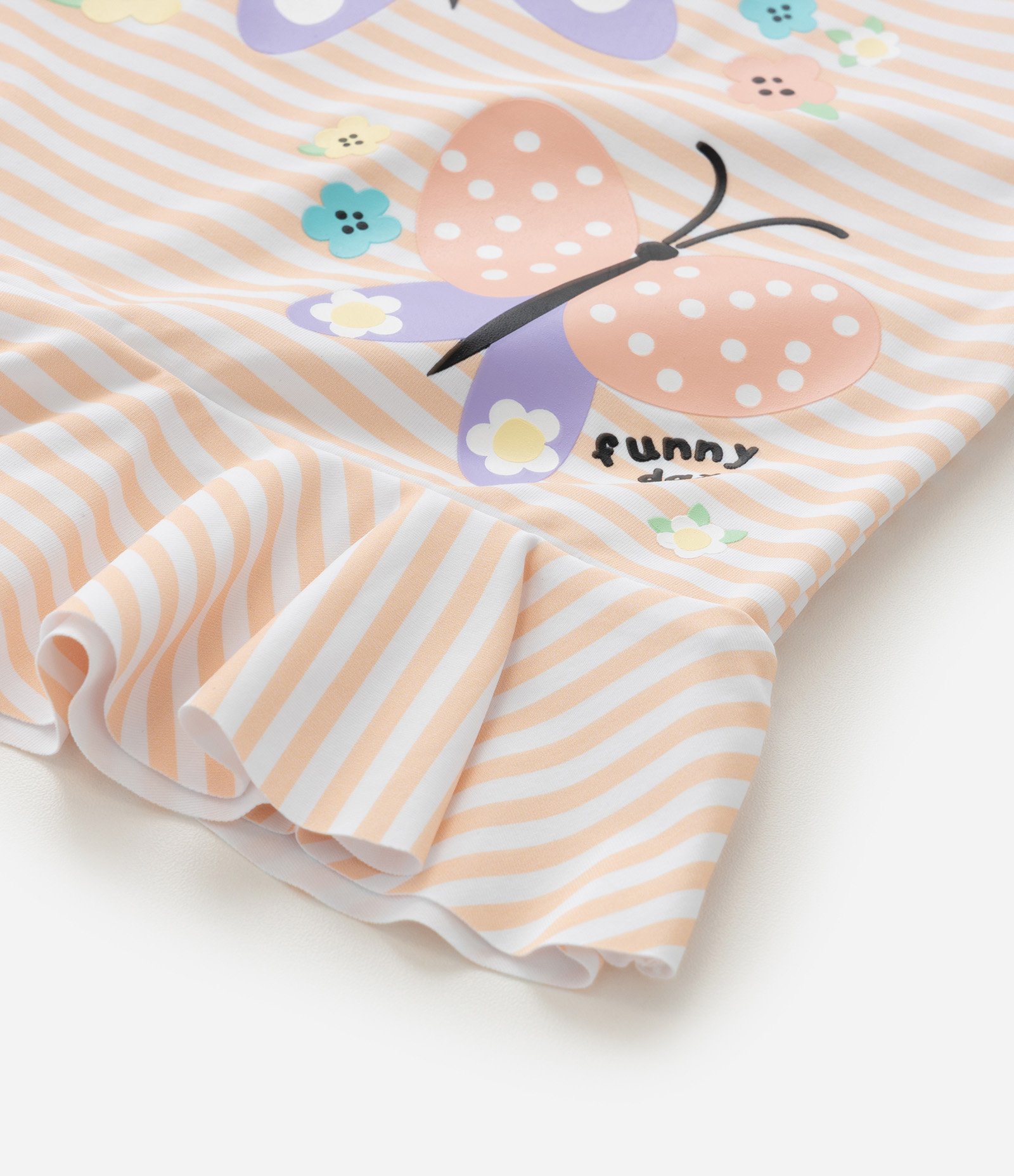 Conjunto Infantil com Proteção UV e Estampa de Borboletas e Textura de Flores - Tam 2 A 4 Anos Lilaz/Laranja 5