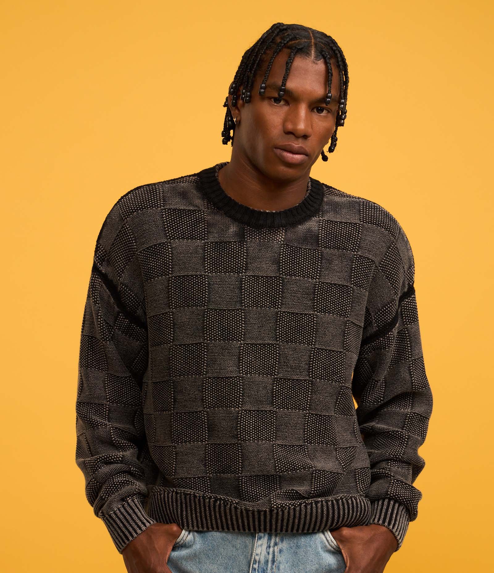 Suéter Boxy em Algodão Estonado em Textura Jacquard e Xadrez Preto 4