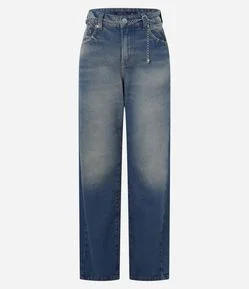Calça Reta em Jeans Dirty com Cinto de Corrente
