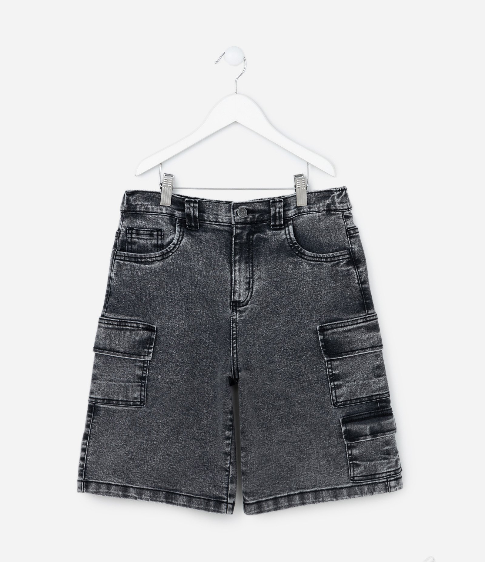 Bermuda Infantil em Jeans com Bolsos Cargo - Tam 5 a 14 Anos Cinza 1
