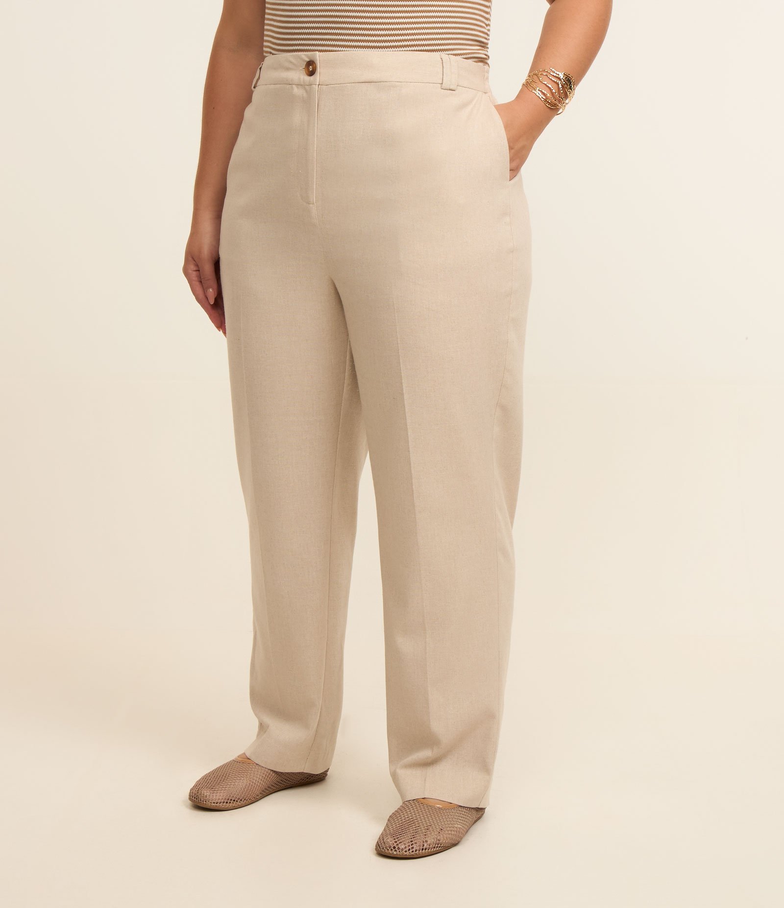 Calça Reta com Linho Efeito Cru Curve e Plus Size Bege 2