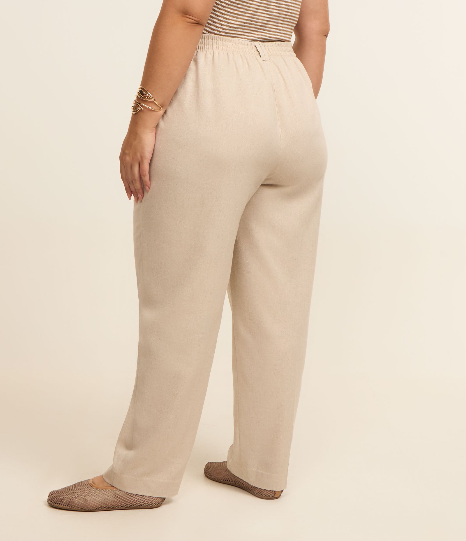 Calça Reta com Linho Efeito Cru Curve e Plus Size Bege 3