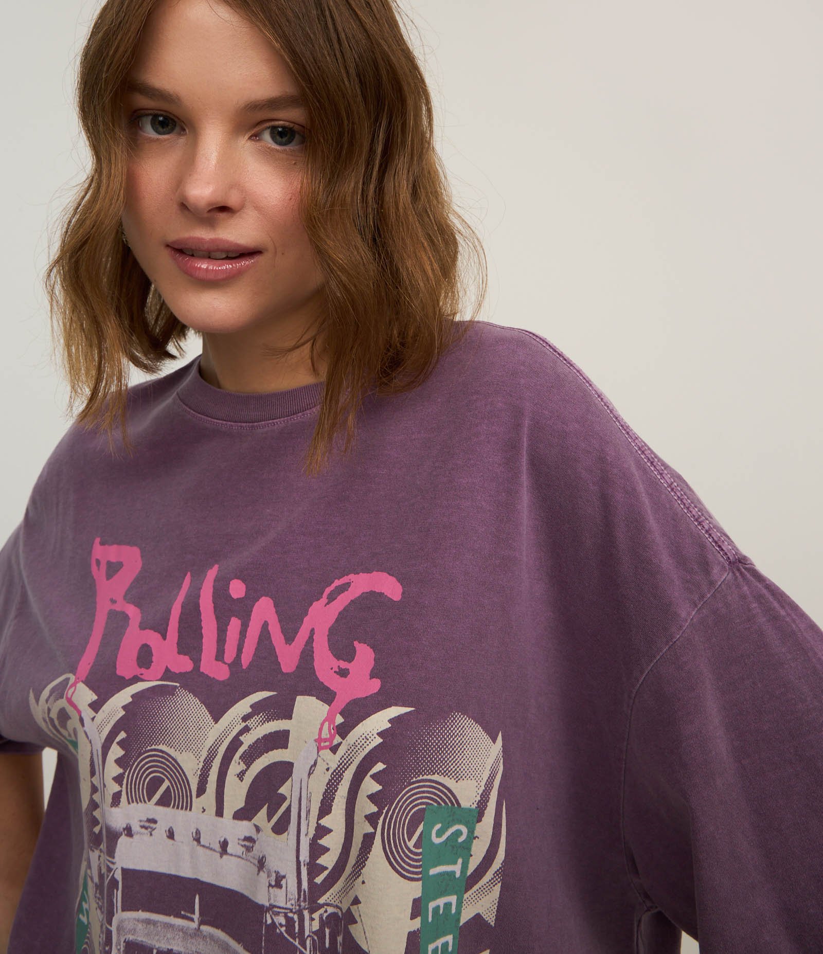 Camiseta Oversized em Algodão Estonado com Estampa Rolling Stones Roxo 3