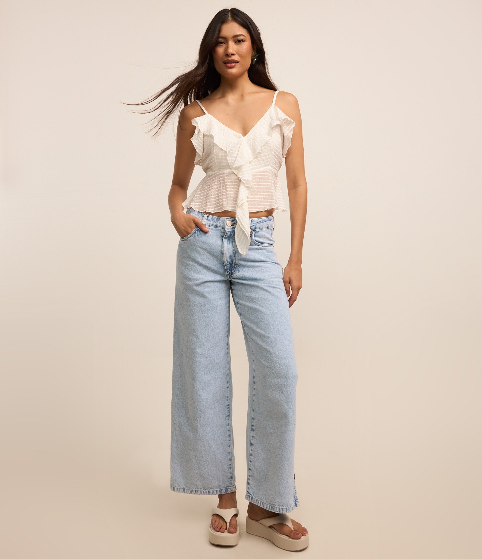 Blusa Peplum de Alça em Vicose Twill Texturizada Branco 2