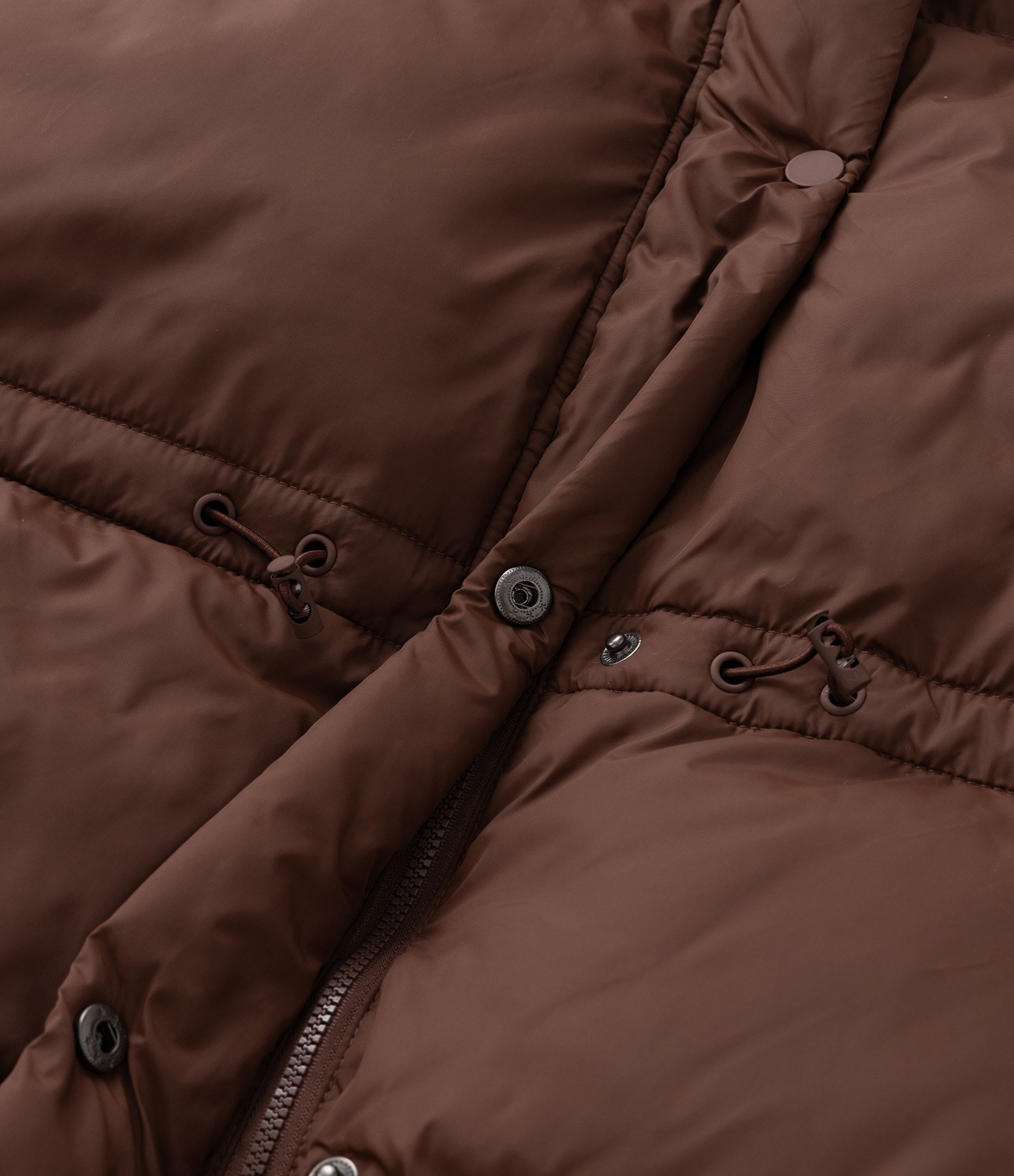 Casaco Puffer com Capuz Cintura Ajustável Curve & Plus Size Marrom 7