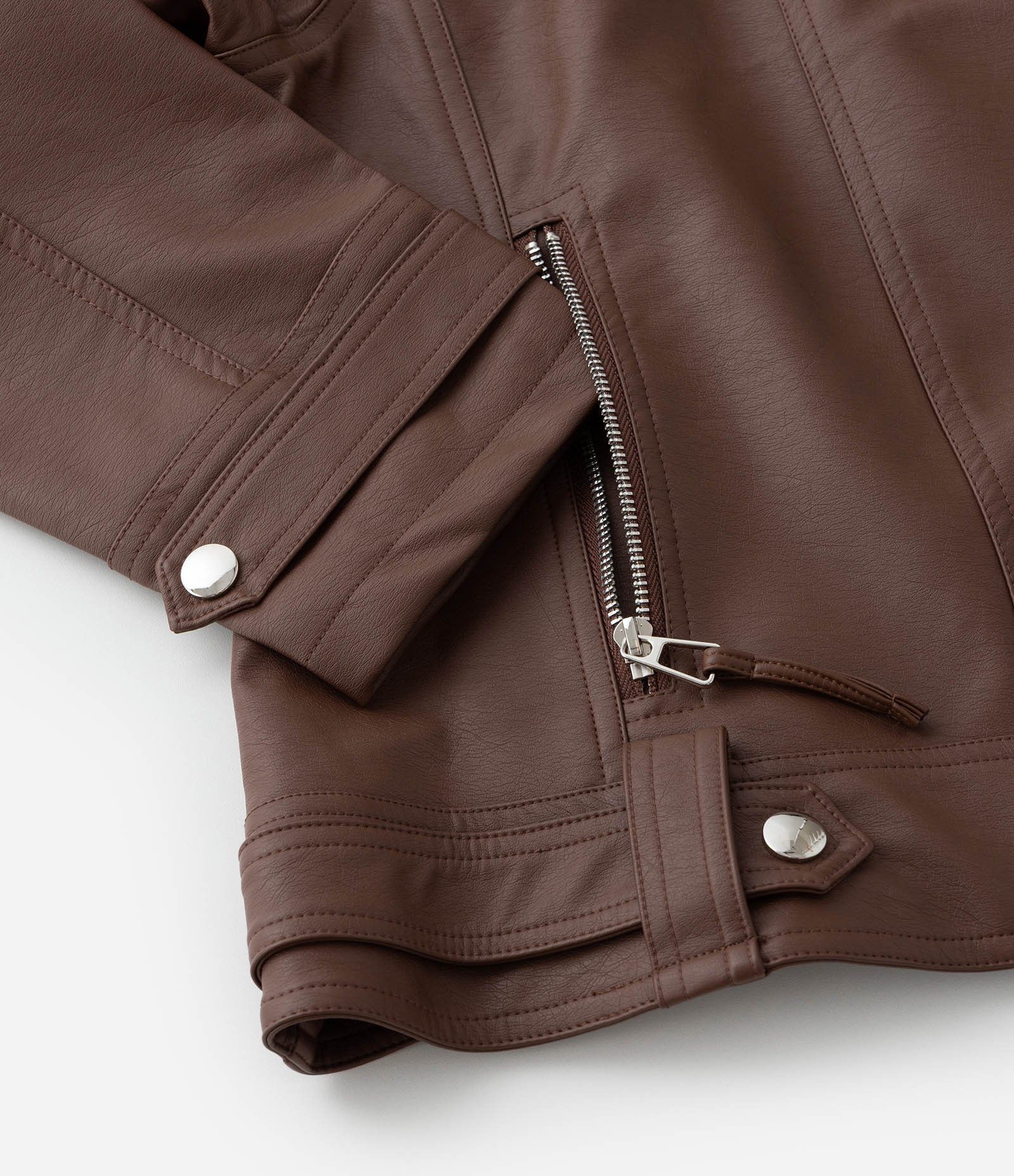 Jaqueta em PU com Botões e Zíper Curve & Plus Size Marrom 8