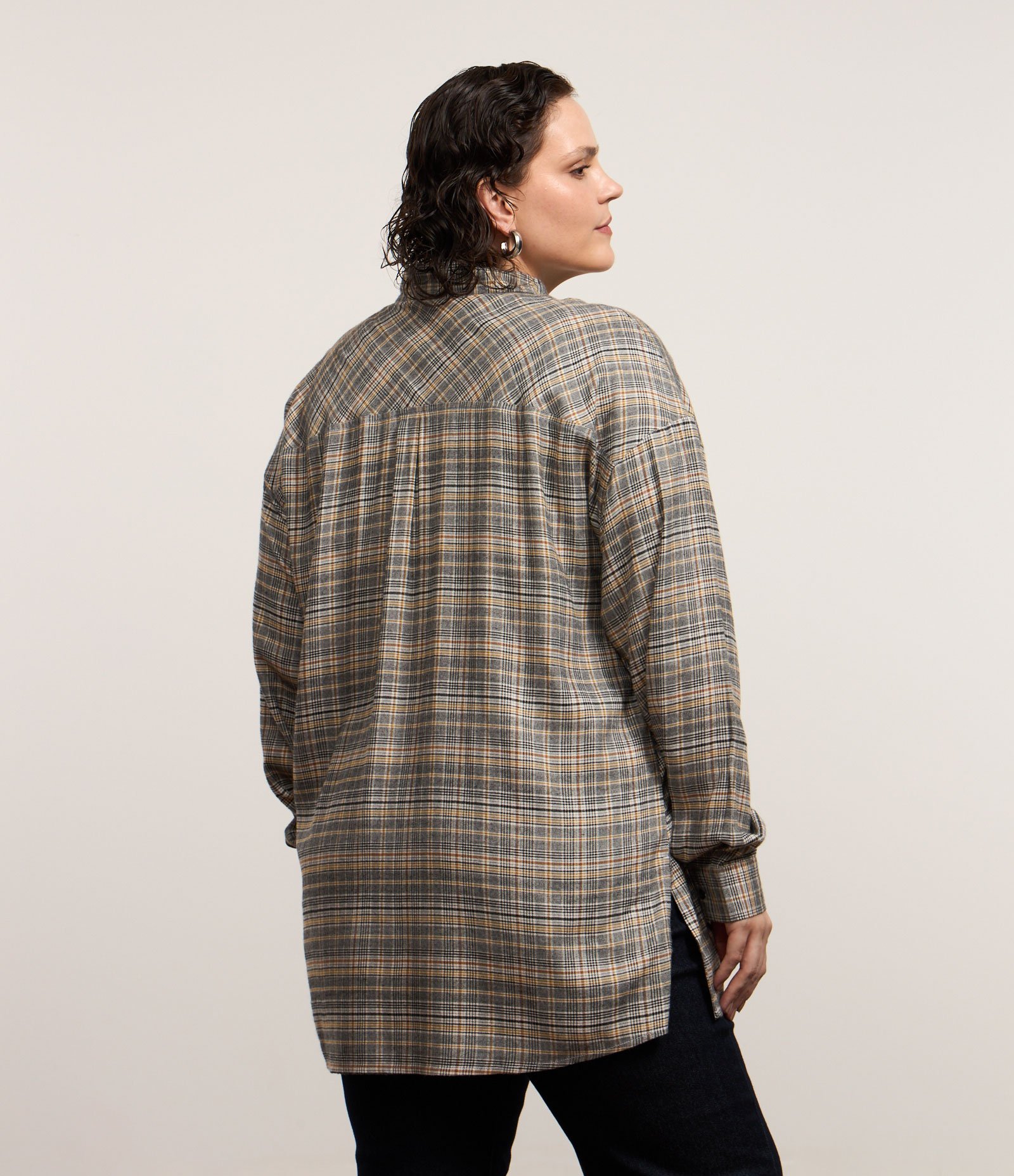Camisa Flanela Xadrez Curve & Plus Size Cinza 3
