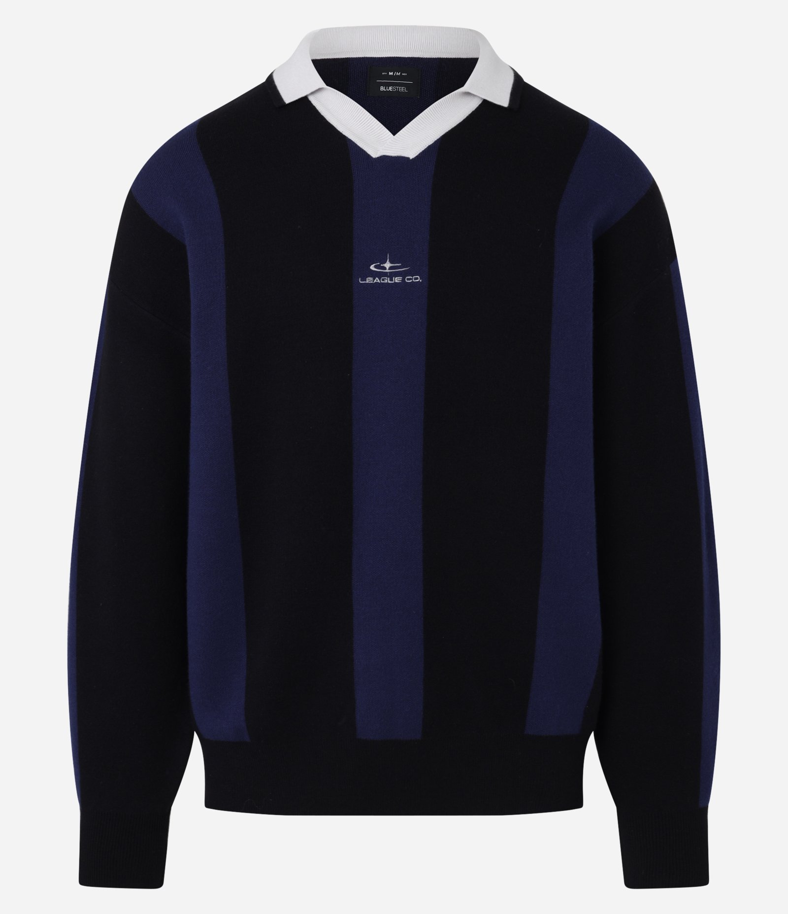 Suéter em Tricô com Gola Polo e Bordado Localizado Preto/Azul 7