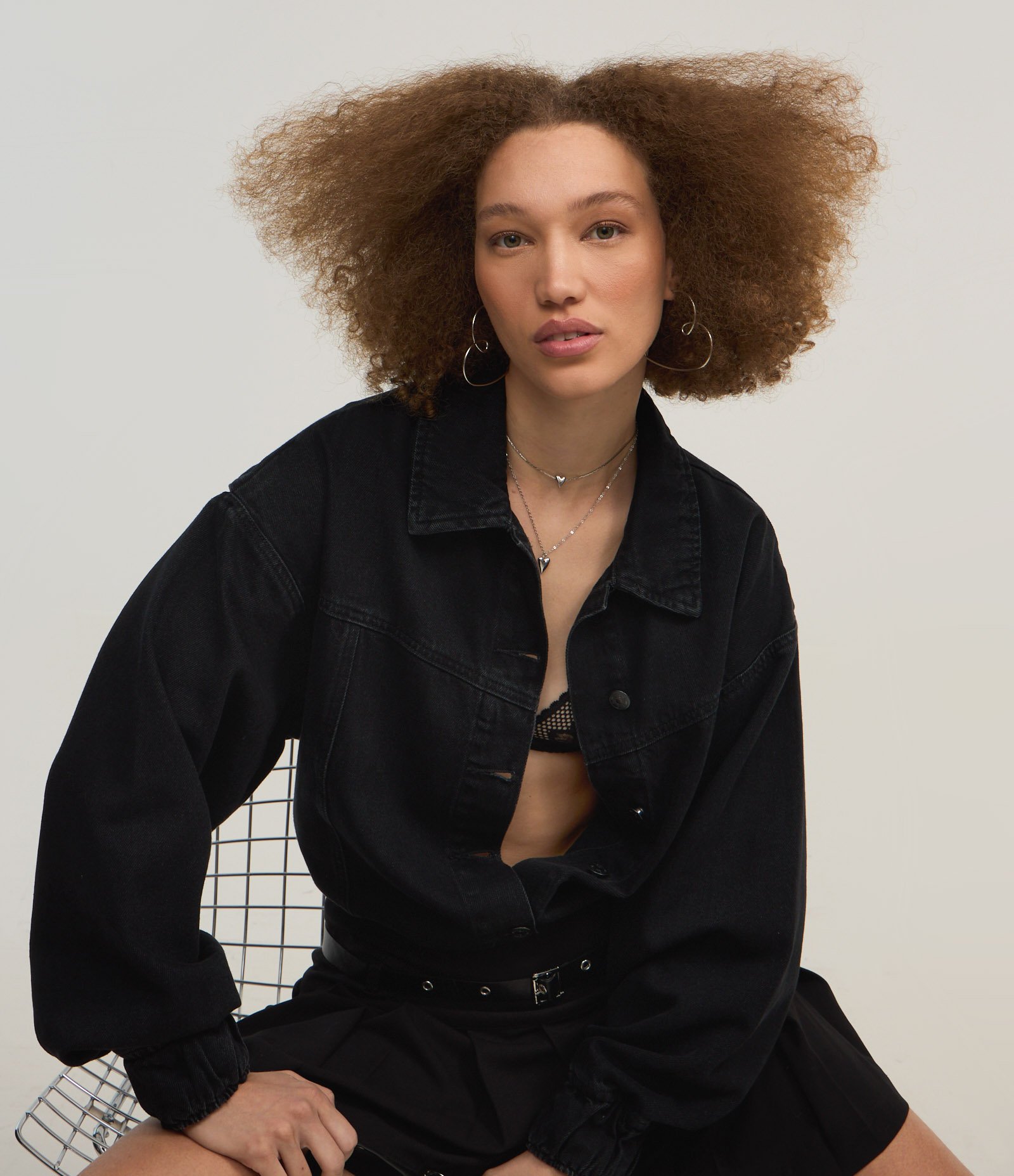 Jaqueta Oversized em Sarja com Recortes Preto 1