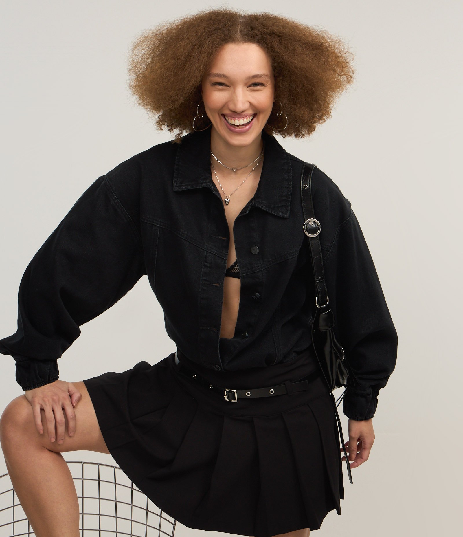 Jaqueta Oversized em Sarja com Recortes Preto 4