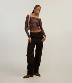 Calça Reta em Jeans com Bolso Cargo