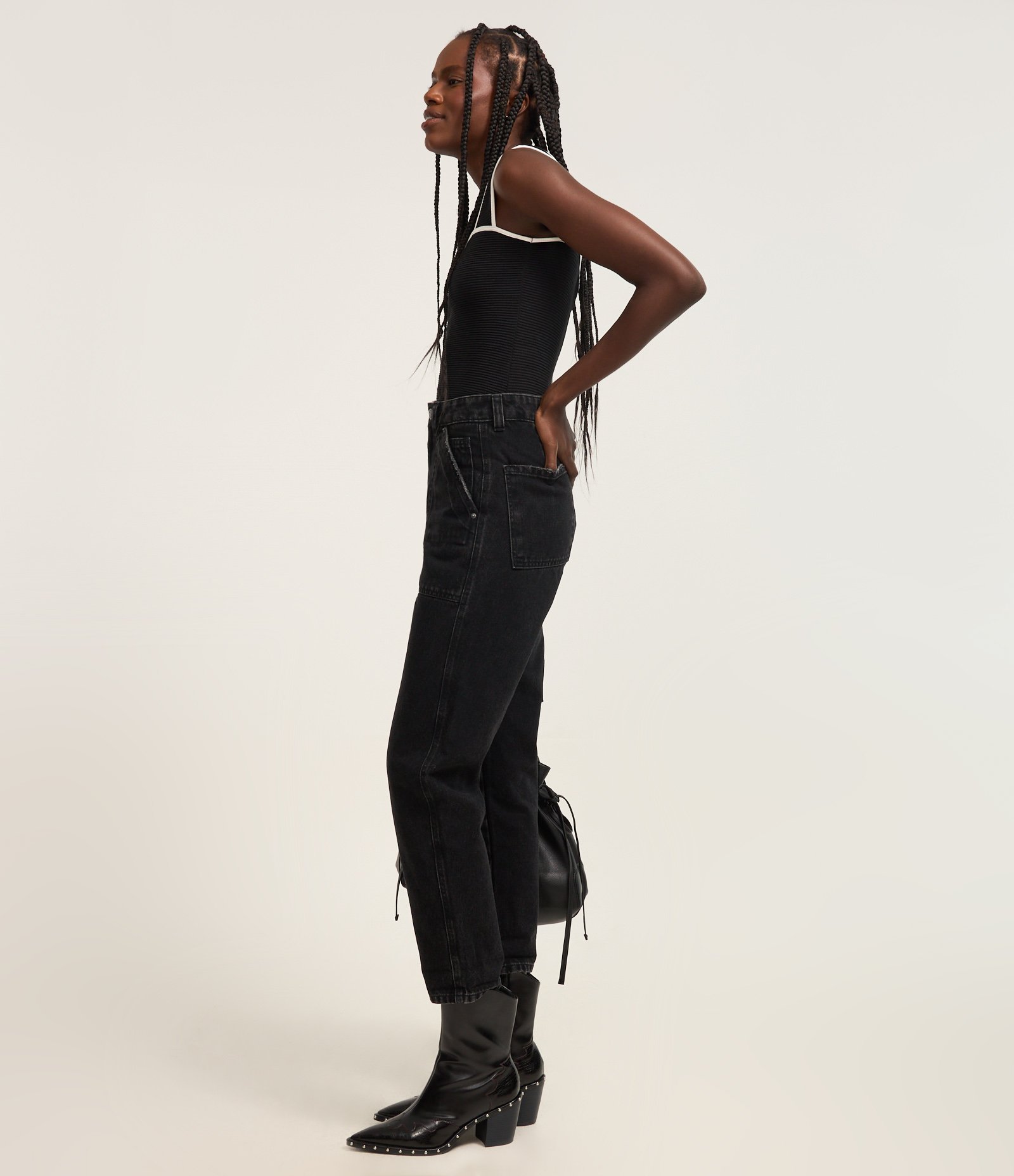 Body Texturizado com Viés Contrastante e Alça Larga Preto 2