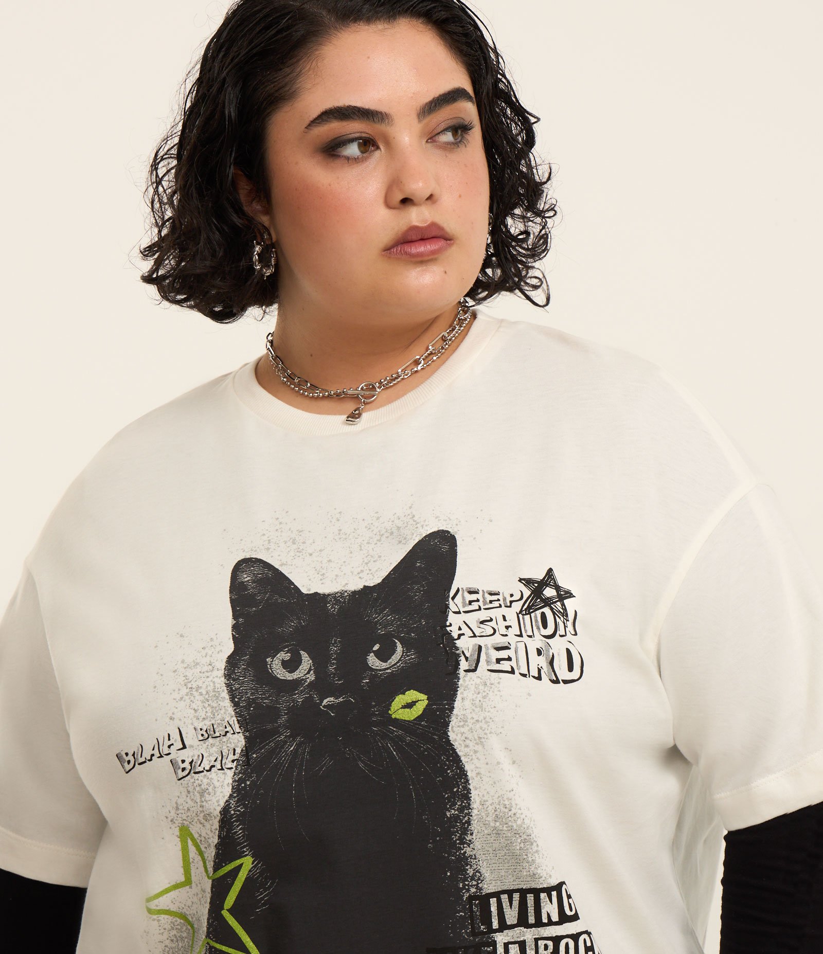 Camiseta em Algodão Estampada de Gatinho Curve & Plus Size Branco 3