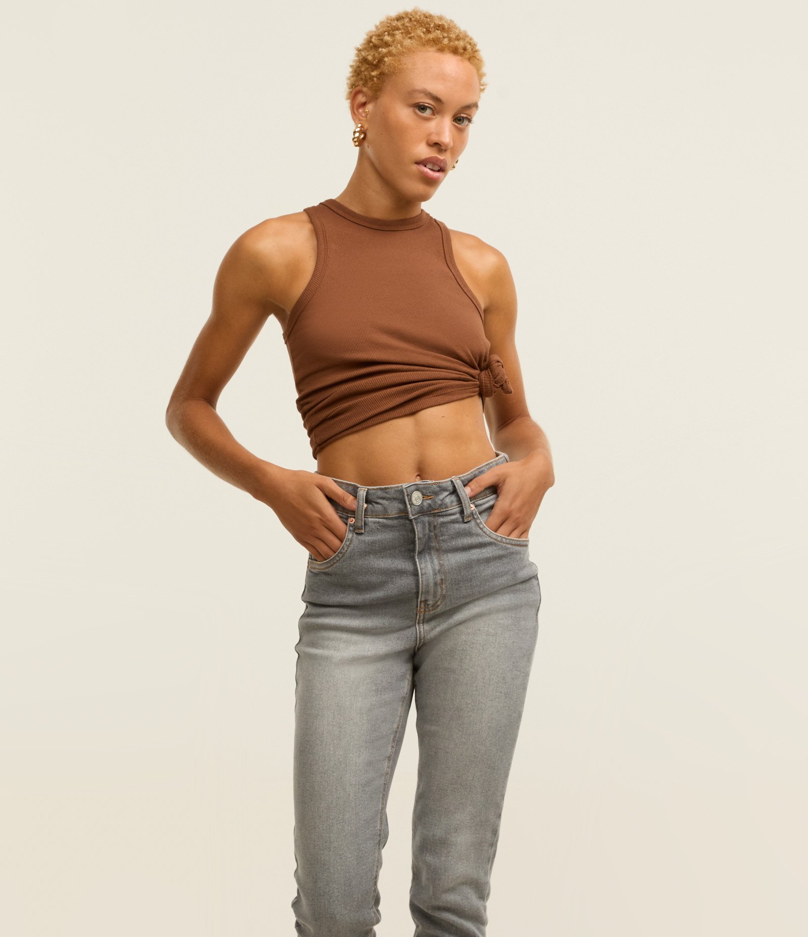 Calça Skinny em Jeans com Elastano e Cintura Alta Cinza 1