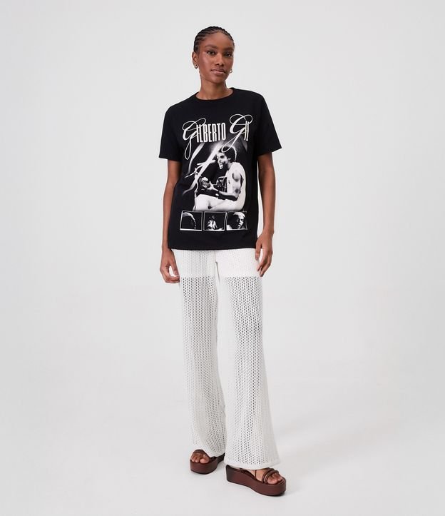 Camiseta Alongada em Algodão com Estampa Gilberto Gil