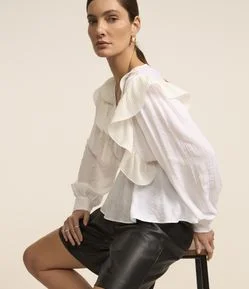 Blusa Texturizada com Babados Plissados