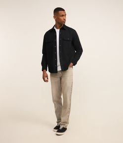 Calça Loose em Jeans com Bolsos