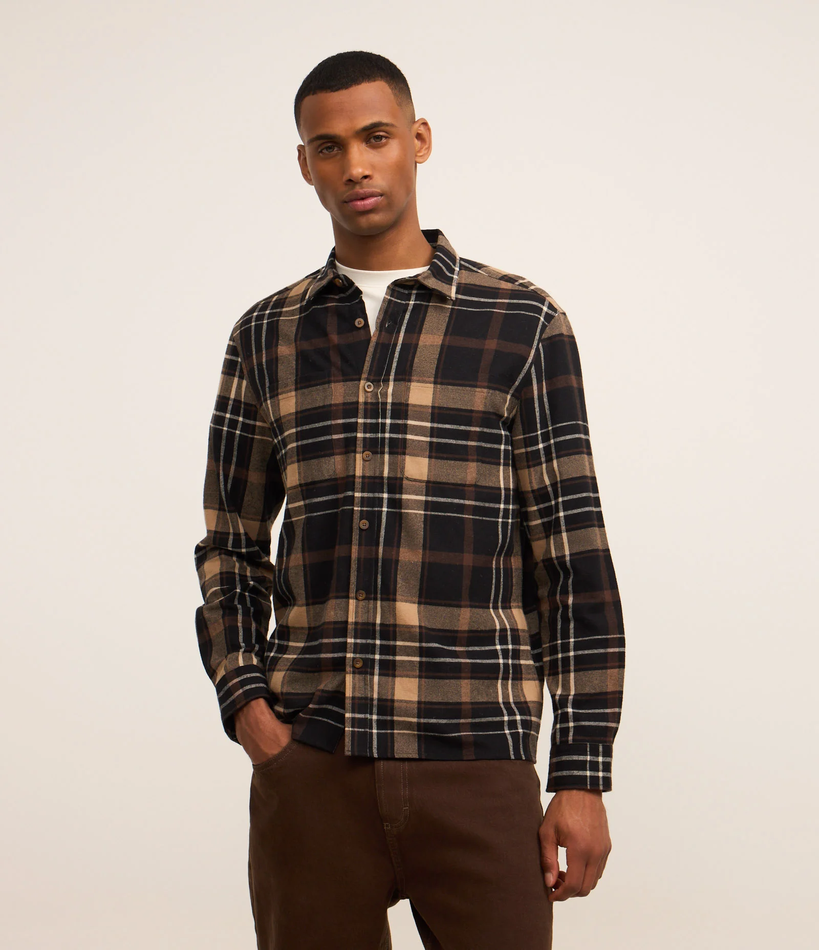 Camisa Comfort em Flanela com Estampa Xadrez Marrom 1
