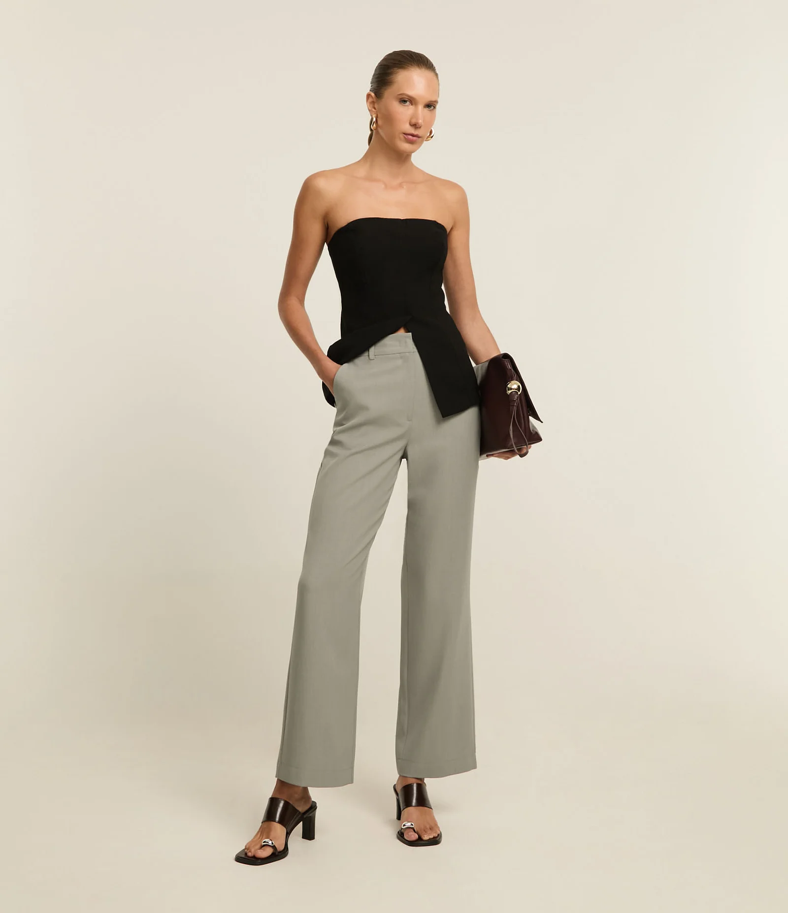 Calça Reta Alfaiatada com Ganchinho no Cós Cinza 1