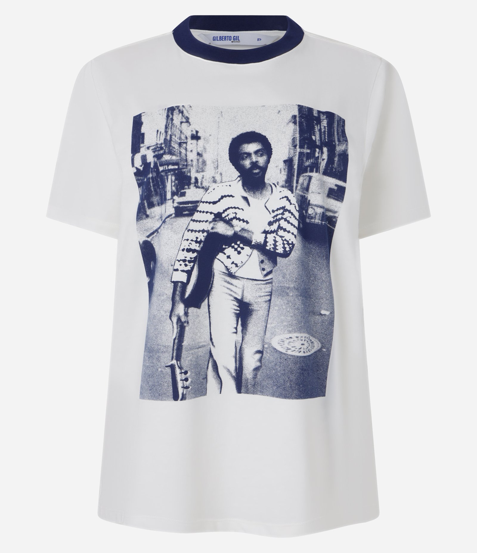 Camiseta em Algodão com Estampa Gilberto Gil e Violão Branco 5