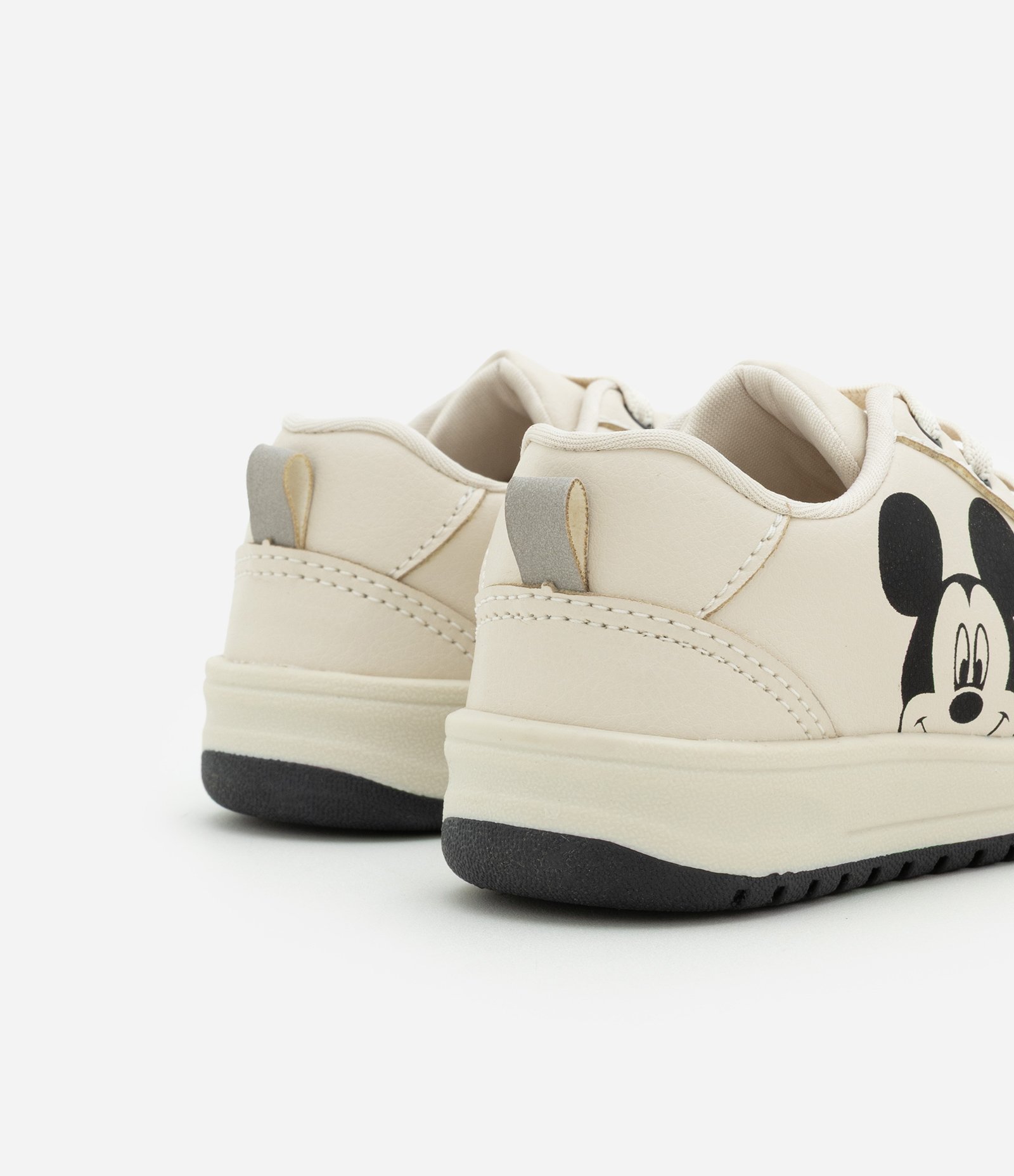 Tênis Infantil Casual com Recortes e Estampa Mickey - Tam 20 a 27 Bege 4