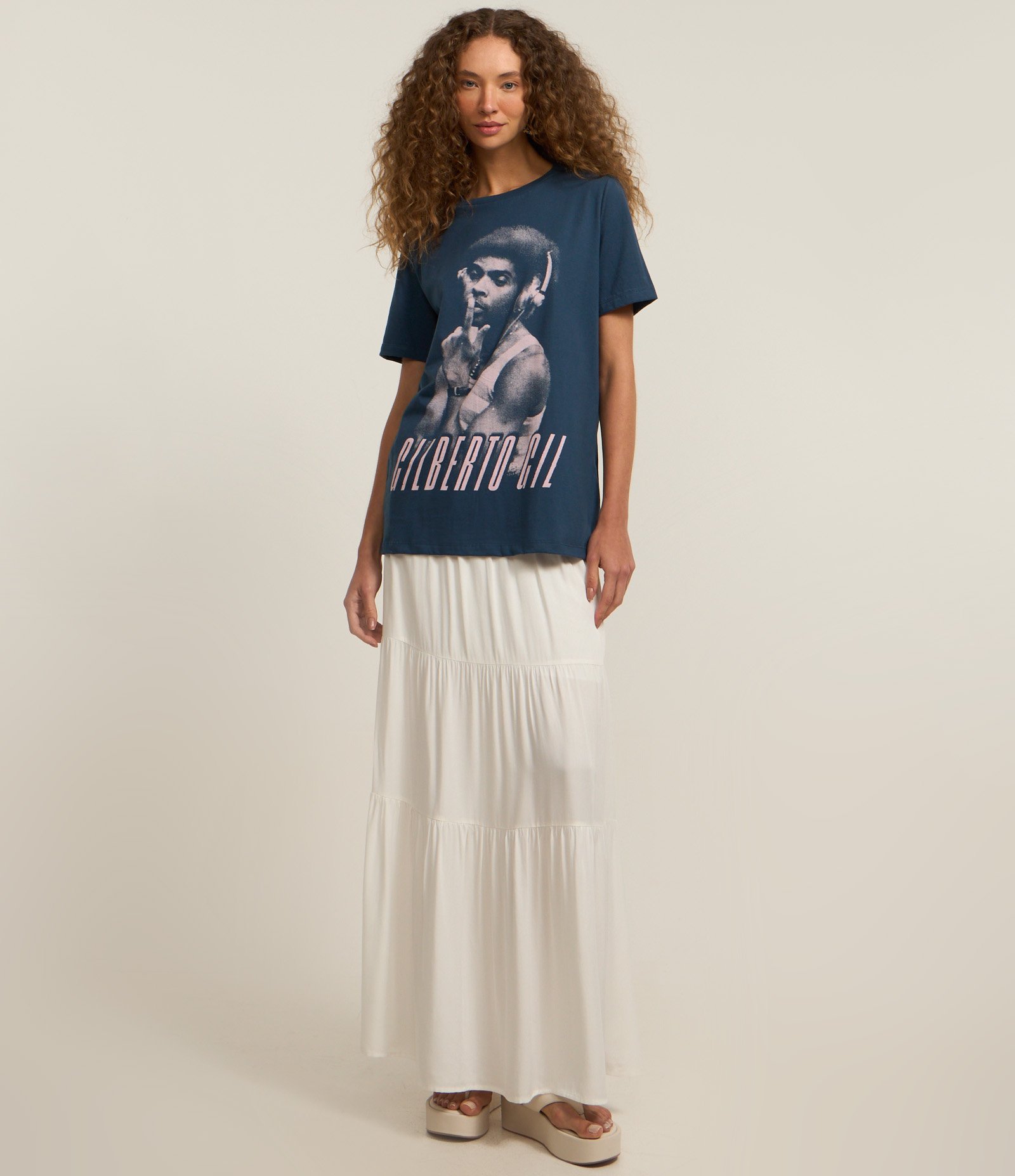Camiseta Alongada em Algodão com Estampa Gilberto Gil Azul 2