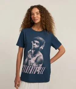 Camiseta Alongada em Algodão com Estampa Gilberto Gil