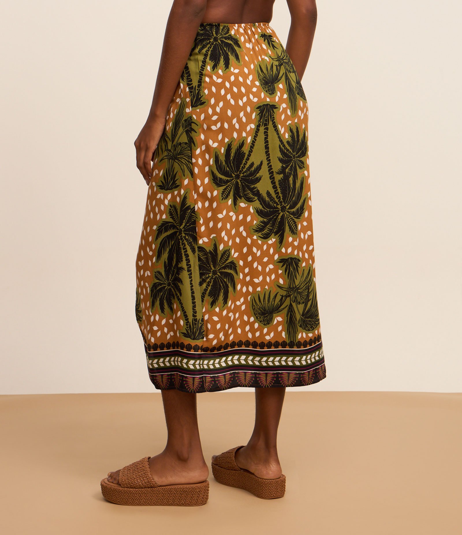 Saída de Praia Saia em Viscose com Estampa de Coqueiros e Aviamentos Laranja/Verde 3