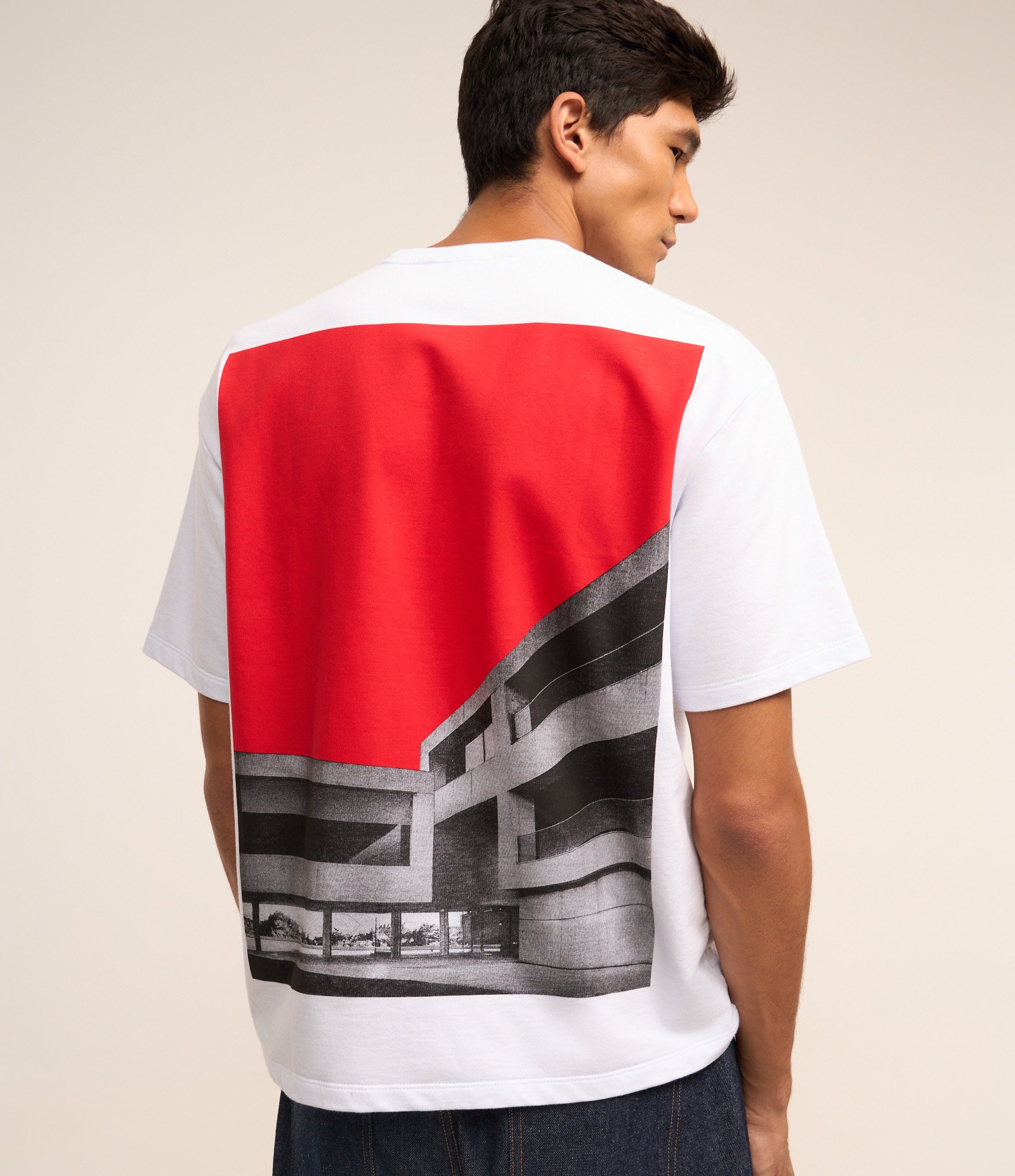 Camiseta Boxy com Estampa Photoprint em Alto Relevo Branco 3