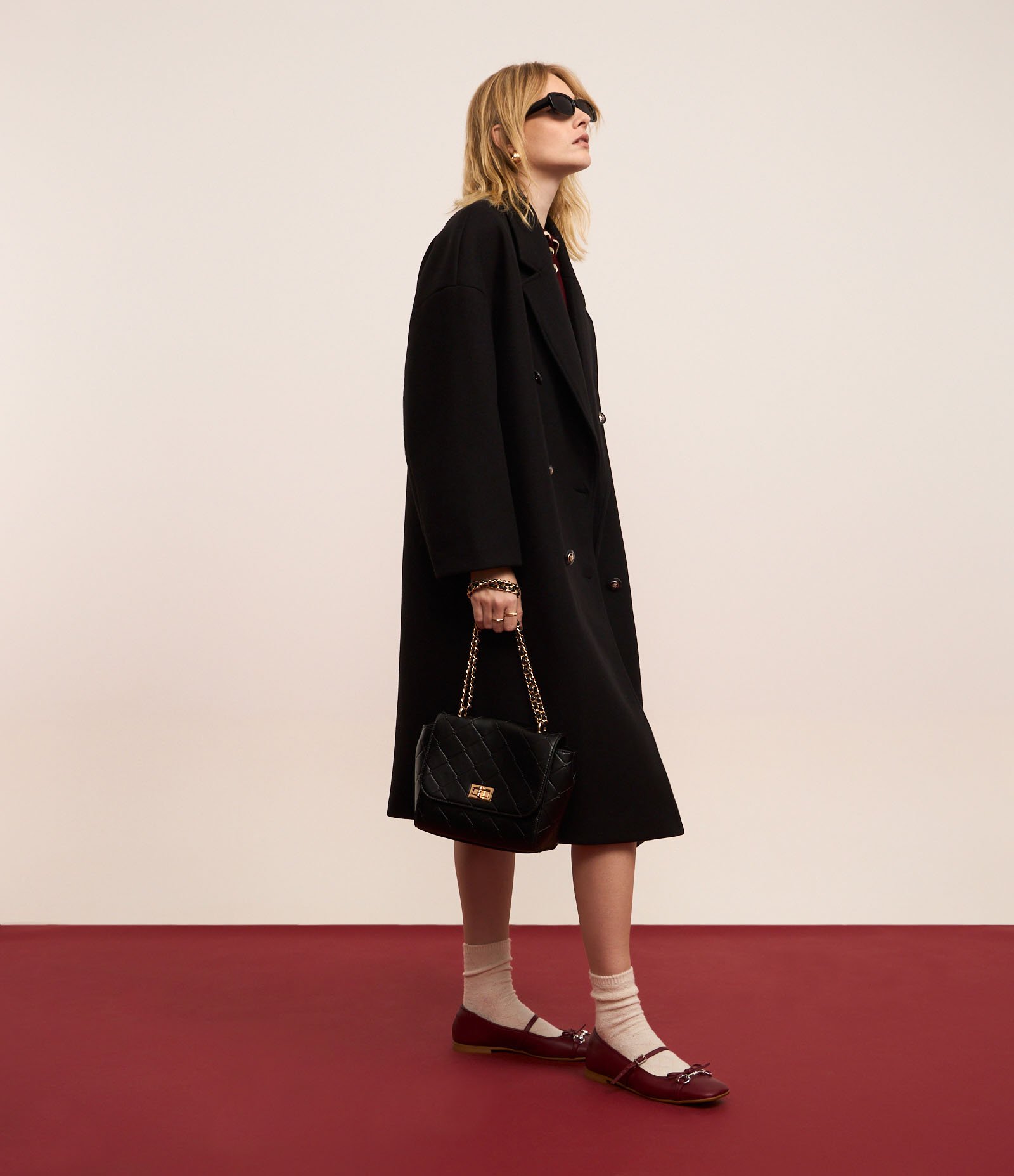 Casaco Oversized em Polivelour com Transpasse com Botões Preto 8