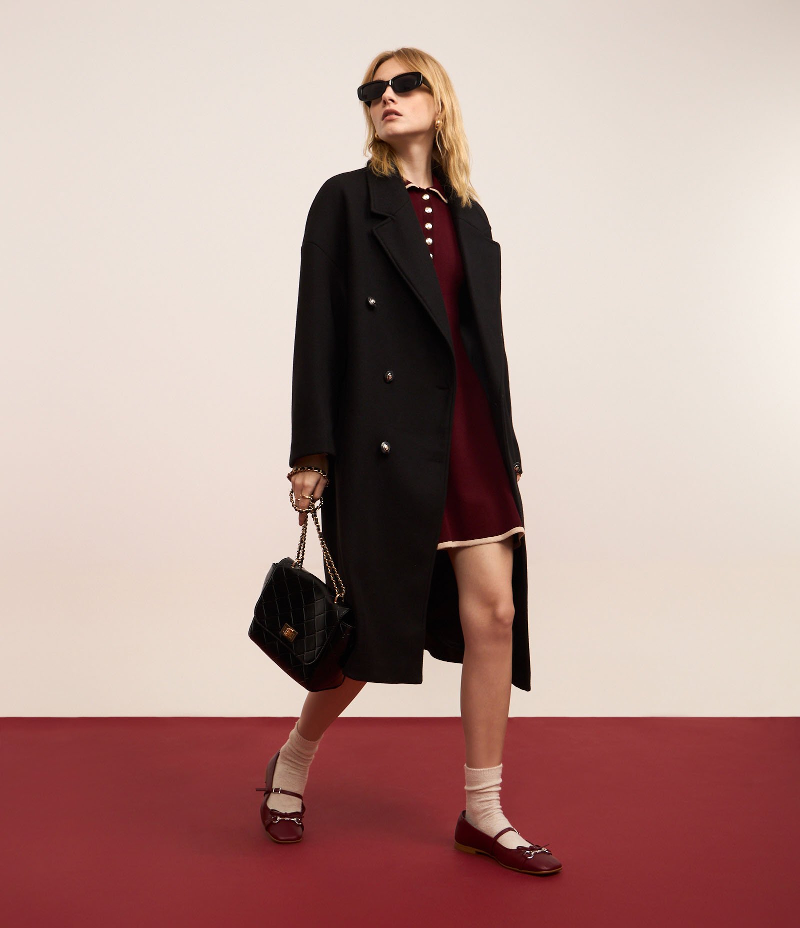 Casaco Oversized em Polivelour com Transpasse com Botões Preto 5
