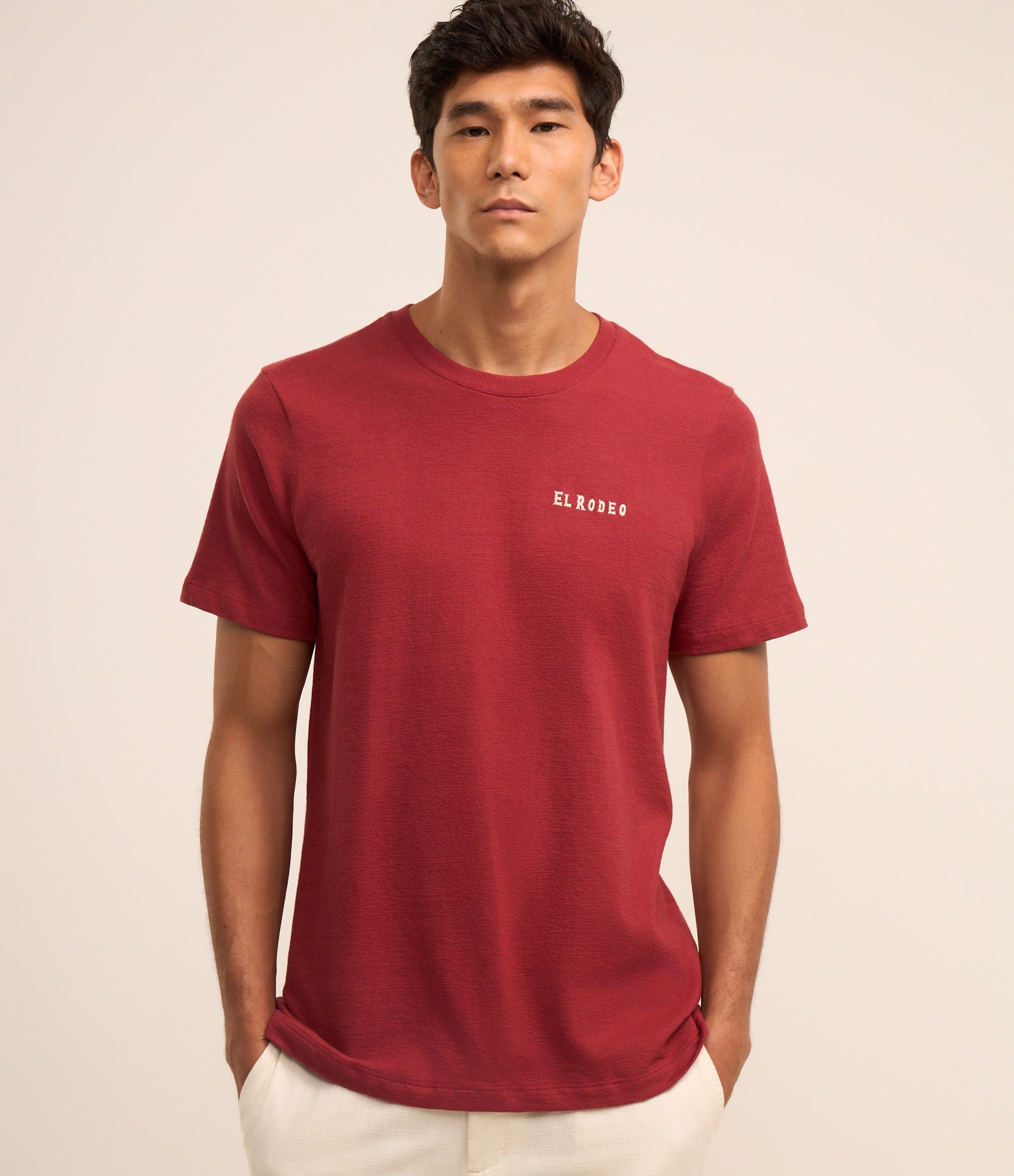 Camiseta Regular em Algodão com Estampa El Rodeo Vermelho 1